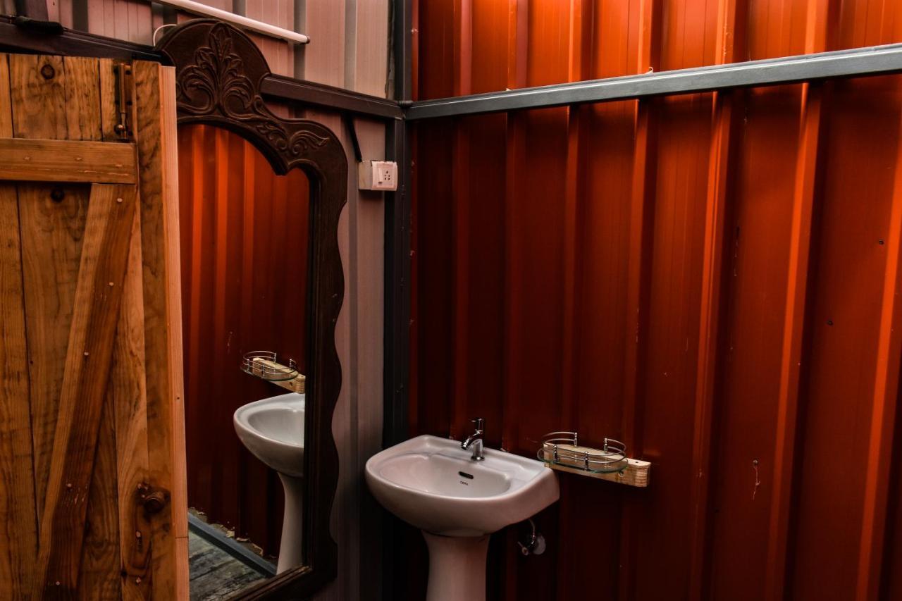 The Hosteller Goa, Anjuna Eksteriør billede